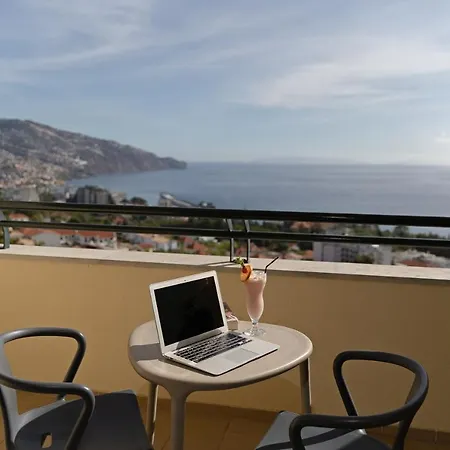Madeira Panoramico 푼샬