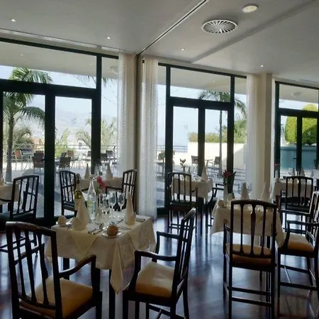 马德拉美景酒店 4*