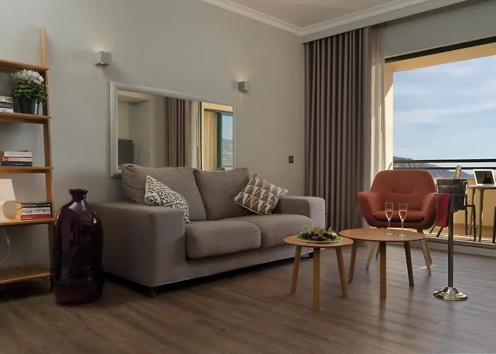 Hotel Madeira Panoramico 4*